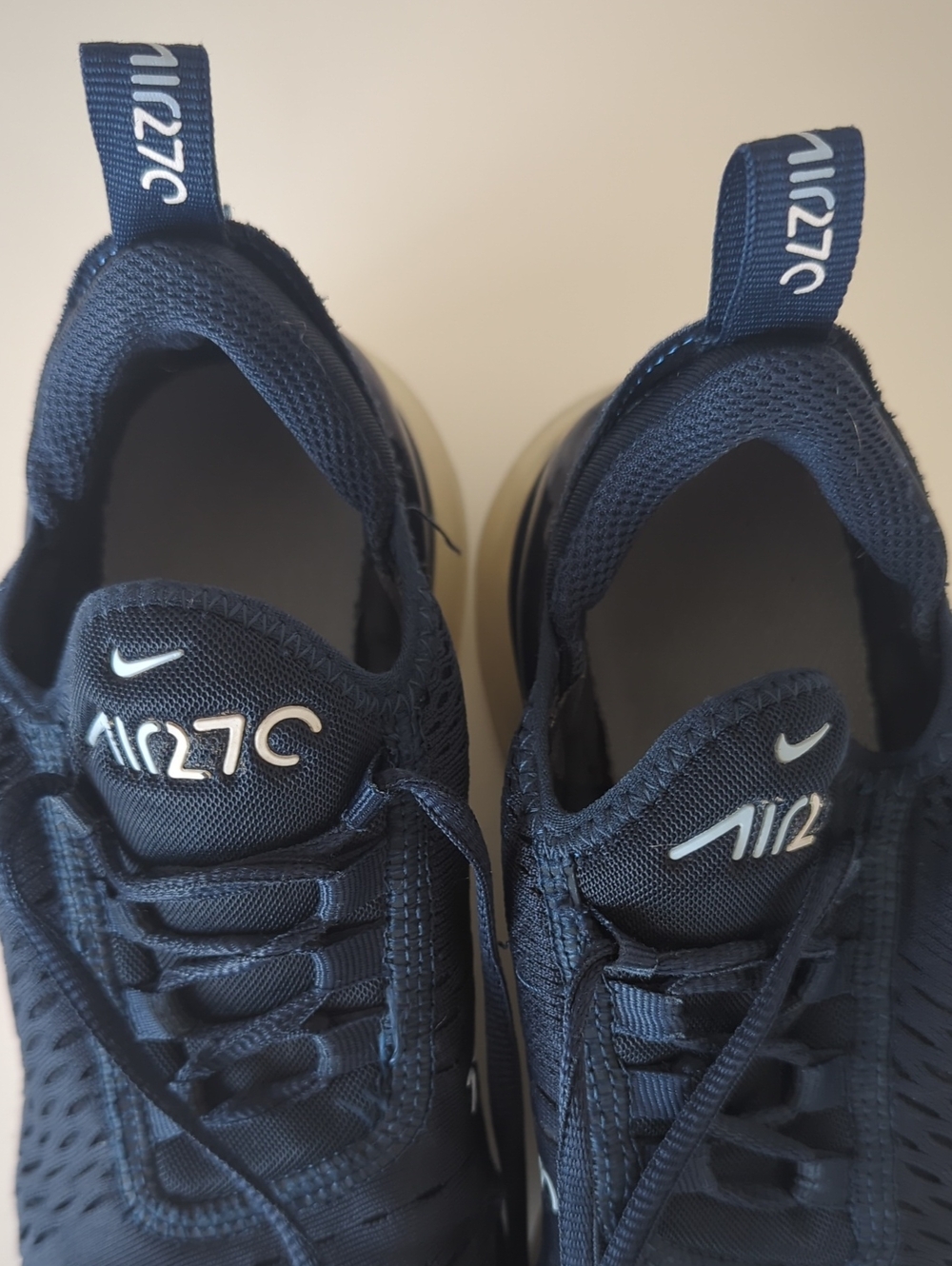 Nike Shoes Size 4Y - Picture 4 of 9